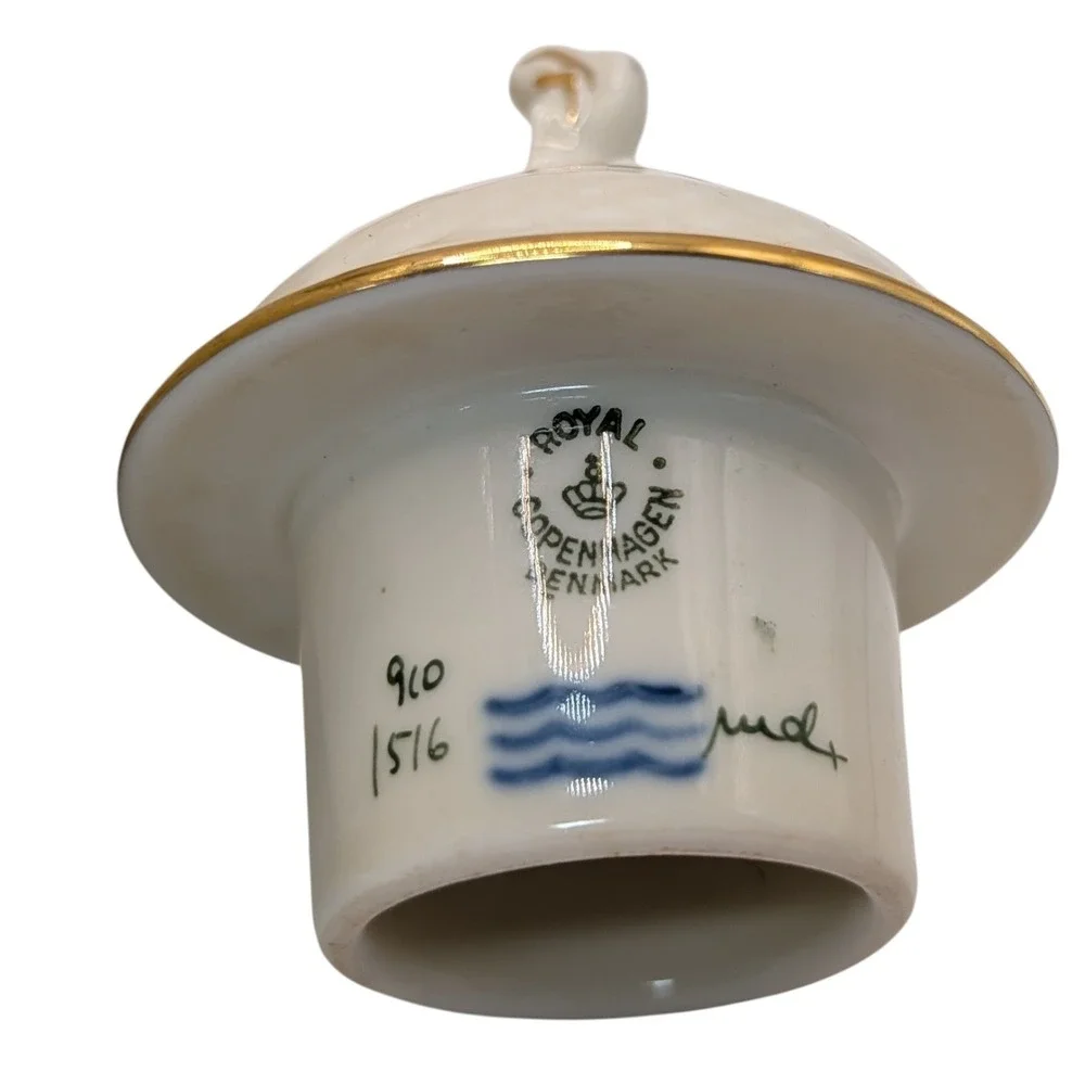 Royal Copenhagen vintage royal